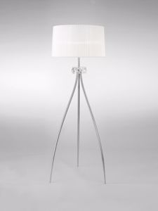 Tripod floor lamp chrome with white shade