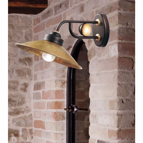 Picture of Gibas rua rustic wall lamp in metal
