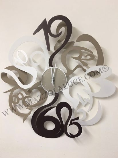 Picture of Arti e mestieri denver wall clock modern design corten, beige and white