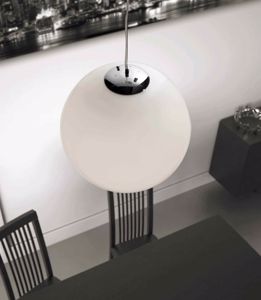 Picture of Lampada a sospensione per isola cucina moderno sfera boccia vetro bianco lucido