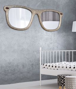 Pintdecor ray wall mirror original design glasses-shaped hand-decorated with embossed silver foil details