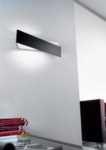Picture of Linea light zig zag wall lamp 26cm black
