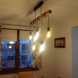 Picture of Vintage pendant light with 6 pending light bulbs