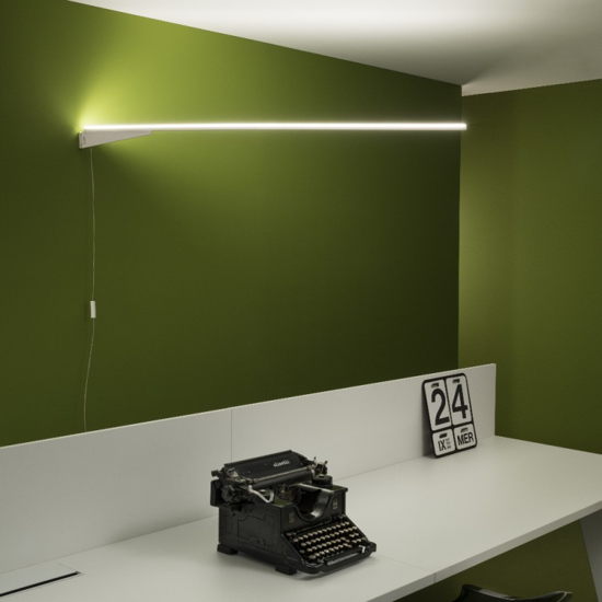 Picture of Linea light ma&de xilema adjustable aluminium wall lamp led 184cm