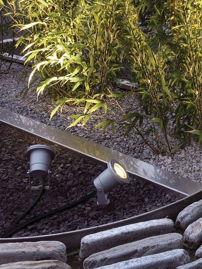Picture of Adjustable spike lamp for gardens silver-grey ip65 with schuko plug