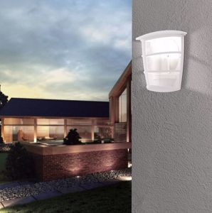 Eglo aloria white outdoor wall light in aluminium and plastic ip44